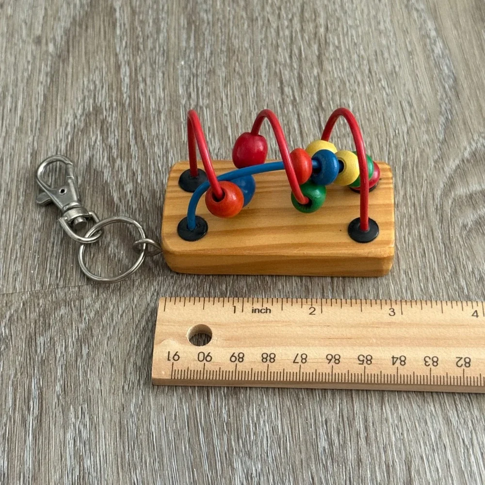 VTG 2000 Maxim Enterprise Wooden Bead Maze Keychain Fidget Toy 35502 Multicolor